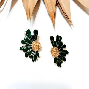 Green flower stud dangle earrings S444